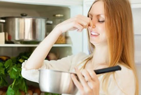 از بین بردن بوی غذا در خانه