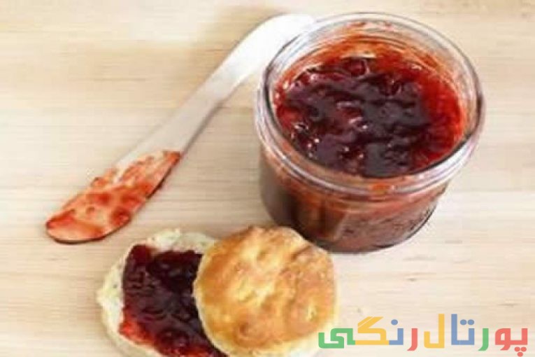 مربای توت فرنگی