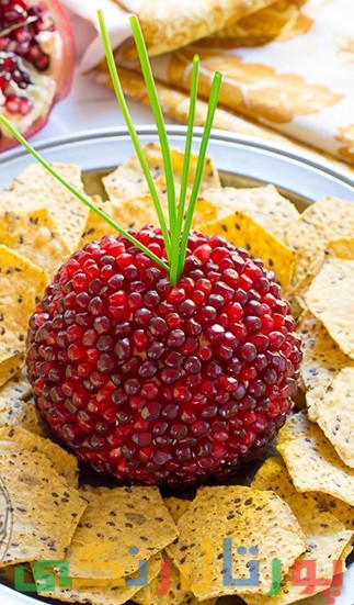 دستور تهیه توپ پنیری با تزیین انار دستور تهیه توپ پنیری با تزیین انار
