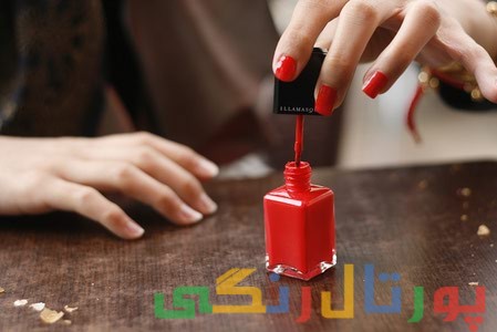 لاک ناخن چه مضرراتی برای سلامتی دارد ؟ لاک ناخن چه مضرراتی برای سلامتی دارد ؟