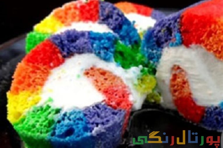 کیک رولی رنگین کمانی با مغز کرم خامه ای